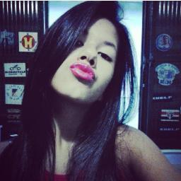 A amizade é um amor que nunca morre (: