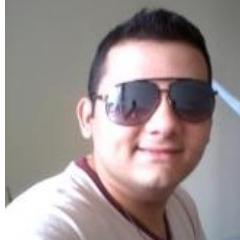 Estudante de Odontologia, aprendiz, perseverante, comunicativo, cristão, feliz.