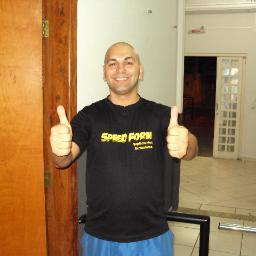 liberdade liberdade, abre asas sobre nós e que a voz da igualdade seje sempre nossa voz. quem viver verá que não foi em vão, eu quero muito amor no coração