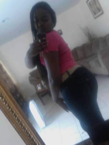 Aint_Yhu_Vannah's profile picture. I Am 7-4 If Yhu Not With The Movement BEAT IT .. S/o To Fbg , Stl , Ebt && FREE MY BLOOD SPEEDYYYYYY