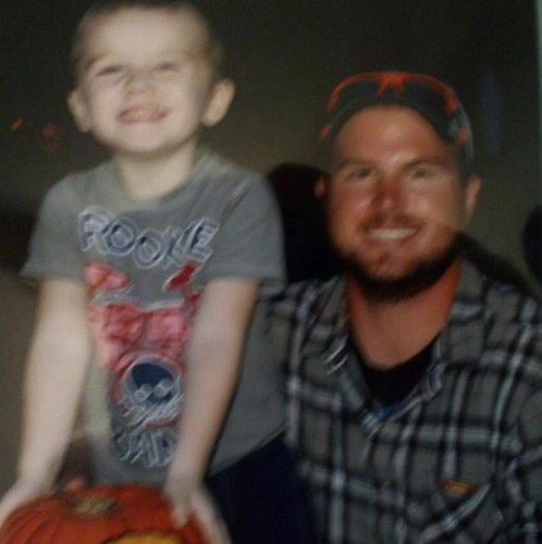 MikeWhitaker88's profile picture. Fuck life, fuck people, fuck relationships, the only fuck you need, is FUCKED. UP.