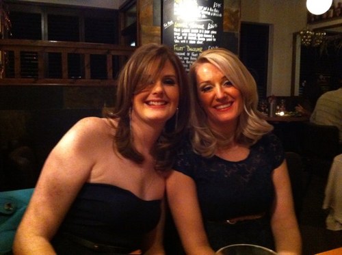 Crazy ging scouse , hard working , loves life and champagne darlinh !!!