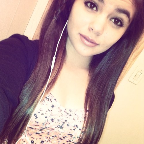 Emily_MF_Grace's profile picture. 