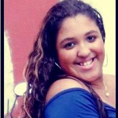 Meu jeito, meu mundo, minhas histórias, meus sonhos, meus dramas, meus amores, minhas burradas, enfim, minha vida. Não gostou? Foda-se você.