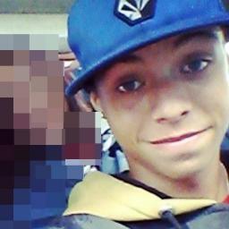 Eu não vivo sem a @Naands_Mooura, eu é tudo pra mim, um anjo, muito meiga ;3. Te amo nandinha*-* Meu tudo s2