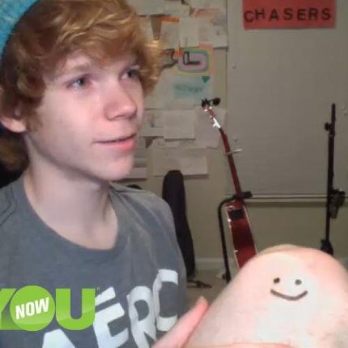 chasesknee1's profile picture. main account @chases_knee023 only made this one bc i was on tweet limit and j needed to spam!!!!