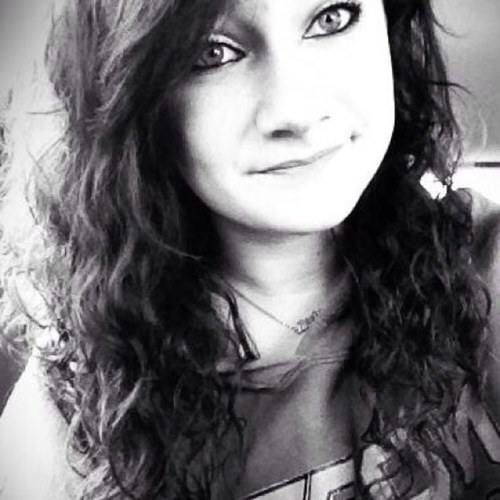 Im 17, im here for anyone to talk! Role play.