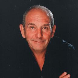 jcristid's profile picture. Solo podemos ver en el mundo exterior lo que somos capaces de iluminar en nuestro mundo interior