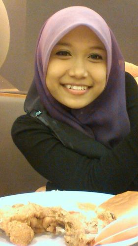 cikiera2's profile picture. CLOSED