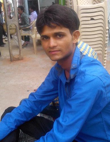 study in ganpat vidhyanager  kherva 19-10-1991 birthdate
hometown mehsana