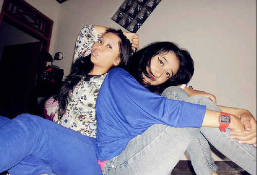 AnisMarselinaa's profile picture. Benar dimatamu belum tentu benar dimata orang lain