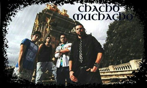 Chacho muchacho es una banda con mas cojones que futuro, mucho ruido que hacer, y muchas cosas que contar. Escúchanos en...