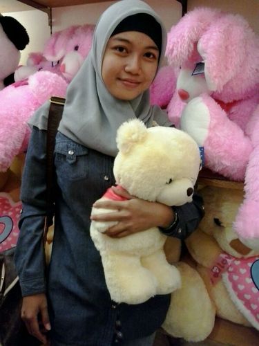 RamadhanieSyahh's profile picture. 