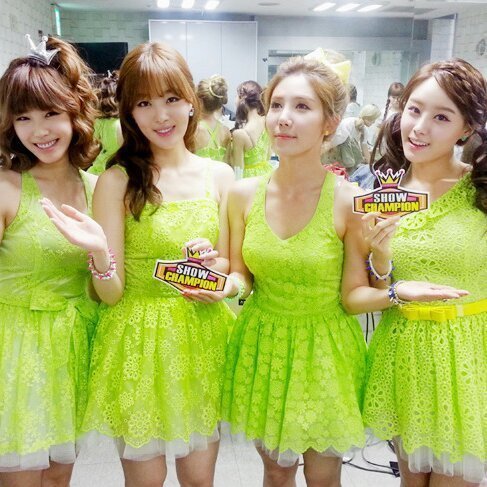 kpopwayaku's profile picture. kpop歌詞を不定期につぶやくアカウントです 。曲リクエストも受け付けてます+__+