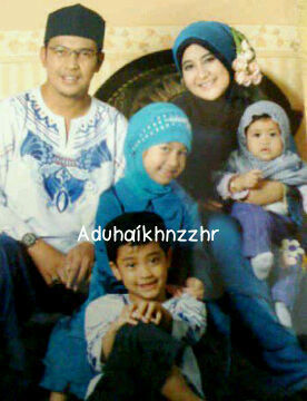 Parodinya si cantik Adiba Khanza.ask for follback.temenan yok :3??