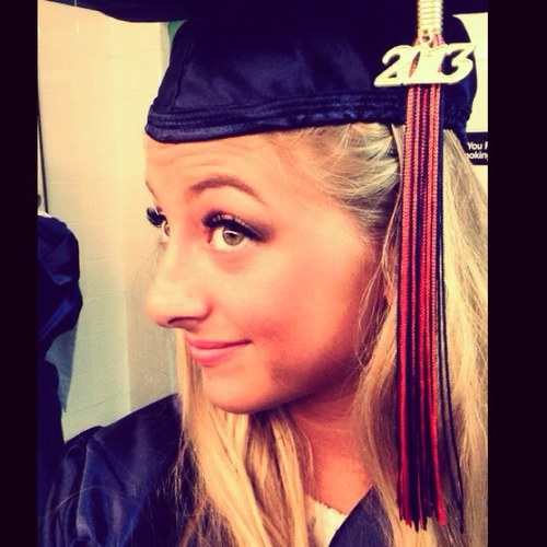 lolkellbell_'s profile picture. Touchè