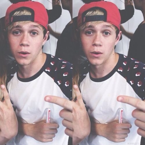 please follow @jellycraic she just gave you this free follow k