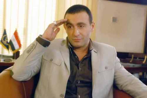 ﻻ ﻳﺤﺒﻚ ﺍﻻ ﻣﻦ ﺷﻌﺮ ﺑﻐﻴﺎﺑﻚ ﺍﻛﺜﺮ ﻣﻦ ﻭﺟﻮﺩﻙ .. ﻭﻻ ﻳﺘﺮﻛﻚ ﺍﻻ من ﻓﻘﺪ ﺍﺣﺴﺎﺳﻪ ﺑﻮﺟﻮﺩﻙ .. ﻭﻟﻢ ﻳﻬﺘﻢ ﻟﻐﻴﺎﺑﻚ