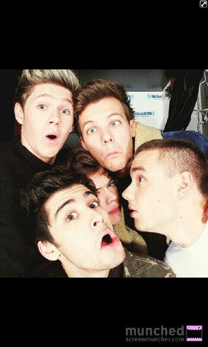 GeorgiaChloeeee's profile picture. I gave you this free follow so please follow my main account it would mean a lot @ZiallsSnapbacks thankyou:)