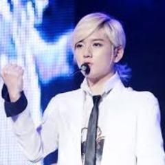 อันยองฮาเซโย ผม ชเว มินกิ แสนน่ารัก จาก NU'EST มักเน่แสนสวยครับ ยินดีที่ได้รู้จัก ^[++++++++]^ #GalaxyKfam