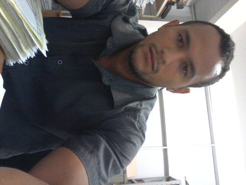 Técnico em Informática, montagem e manutenção de computadores, instalação de redes...