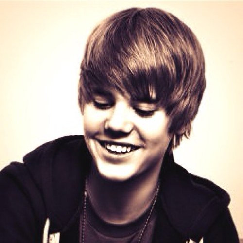 Most important thing you should know about me is..... Im a belieber @justinbieber