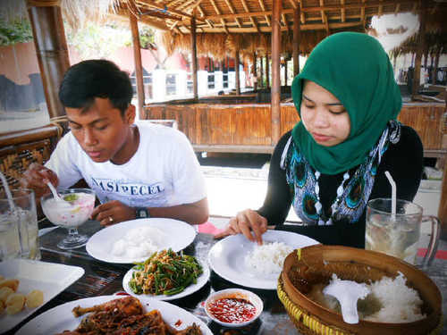 rifai_septelia's profile picture. I will never let you go @ septelia cahaya kustia