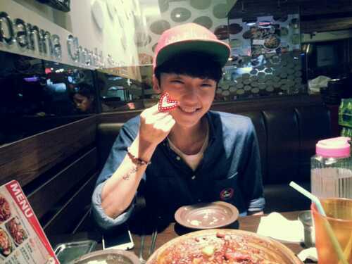 tk_mnk's profile picture. インテリア、小物、ITグッツなどを情報発信していきたいです。@byull96 ♡