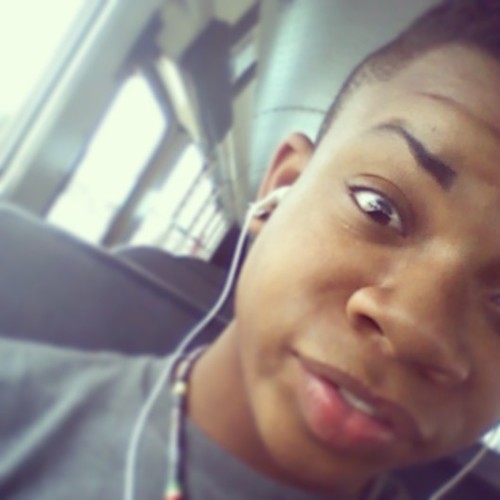 Im 17 and pretty spunky. I like to take chances, make my marks, share memories, and still be me at the end of the day©:3