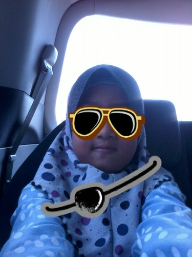 Hey, kak alya disini .panggil je alya. 10y/o. wechat.email: athirah.aqilah68@yahoo.com. You Follow Me , I Follow You Back :P