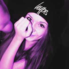 I'm Belieber forever. Beliebers are with Justin. We will always love you 3
