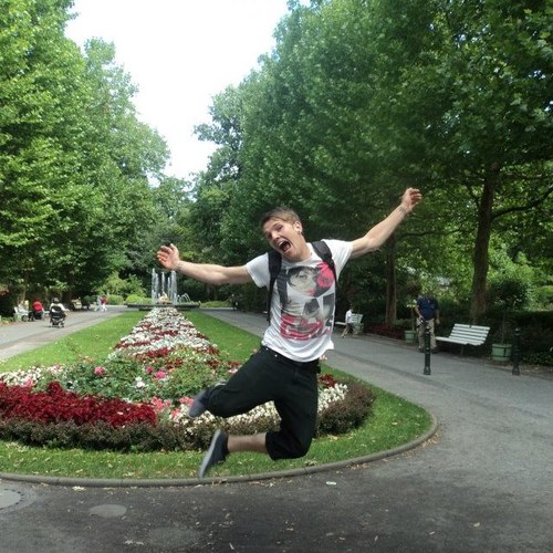 samlogic0404's profile picture. Trainee Engineer and random adventurer