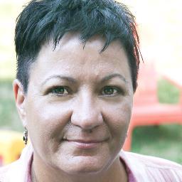 Creative Services Manager - Client Solutions Sun Life Financial Canada, photographer, kayaker, adventurer, golfer wannabee, all around swell chick!🇨🇦🏳️‍🌈
