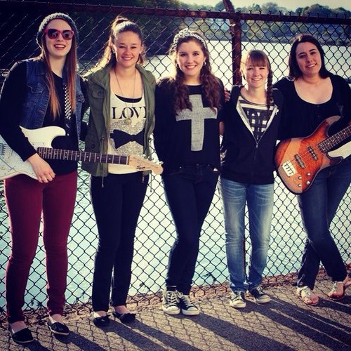 theindecisive43's profile picture. A Girl rock band: Mary Margaret Hogan -Lead Singer; Monica Caggiano -Bass; Vanessa Kahn-Lead Guitar; Shannon Pires-piano, guitar, banjo; Courtney LeBlanc-Drums.