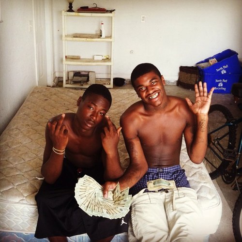 RipTedAndMelvin's profile picture. rest in peace to my brothers..getting money while yall jus broke living ya life...its neva takes long..