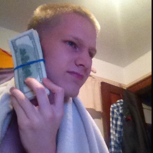 20. #Milwaukee #BluntBlowin #CashMakin. Follow me, I follow back