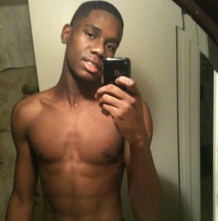 CMafia_YungStar's profile picture. 