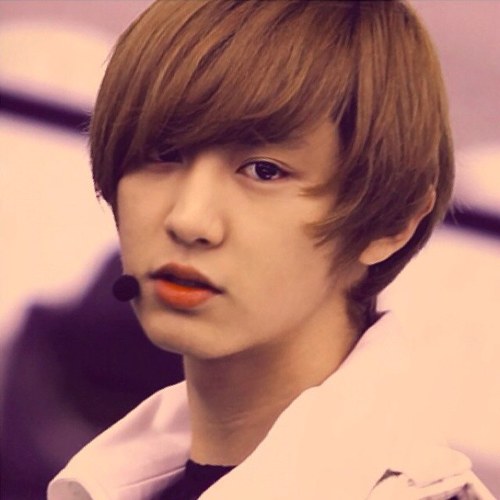 Sjexo = Life。 
#120427 #120429 #120922 #121013 #121208 ♥ 
Baek to my Yeol @Exo10010 
对我讲话 ~ 

Patiently waiting for Kim Jong Woon ♥～(‘▽^人)