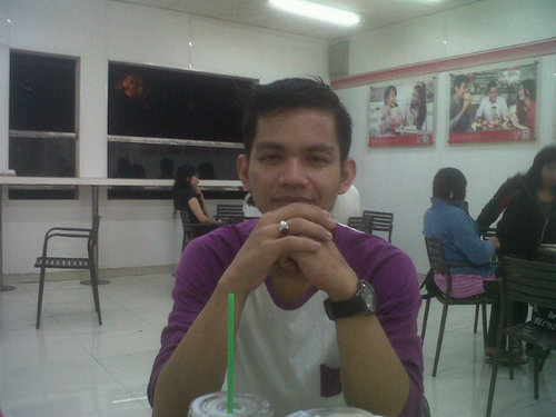 BoluAchmad's profile picture. Mencari sesuatu