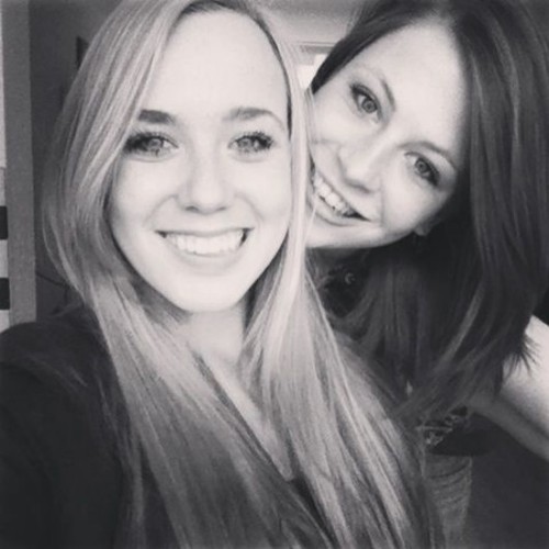 sophieschuit's profile picture. Hakuna matata / non preomccuparti / sin preocupaciones / não se preocupe / pas de soucis / geen bekommernisse /  geen zorgen / ∞