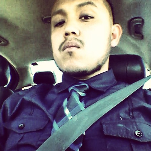 TheRealGotti658's profile picture. married O_o. I play football for L.A. Falcons.