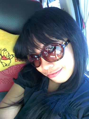 I'm just an ordinary woman,,, I love my family...n really love my hubby