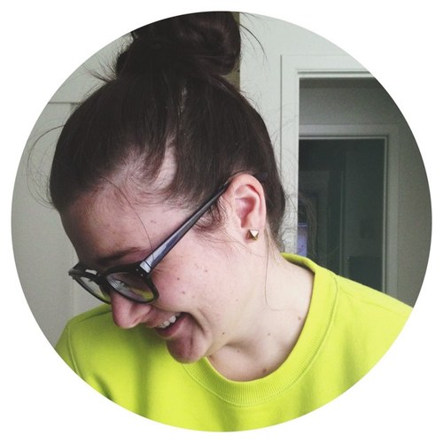Graphic Designer . Cloud Chaser . Zipper Lover . Comedy Watcher . @pajamasamfan Partner