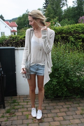Hiii x