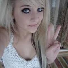 In Gods Light. 3/5 of AHY follow. Emo,and loves Music.