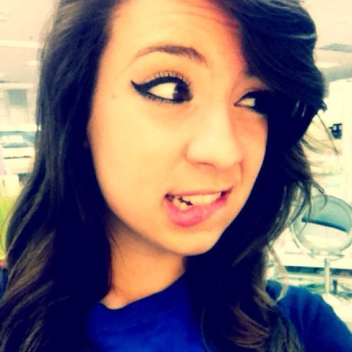 LalaCatovicbtch's profile picture. | Born and raised in Wiesbaden |