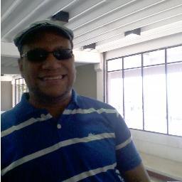 Profesor de vocación y entrega a la formación del joven venezolano, esperanza de libertad y éxito de nuestro país.