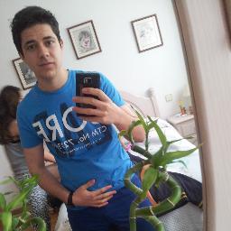 Me llaman Toni. Solamente tu y yo. Lo admirable no está en lo que vivo, está en lo que cuento. Intentando cumplir sueños desde 1995. Cualquier cosa MD.