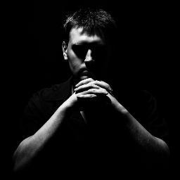 Сколько о себе ни рассказывай, все равно за спиной расскажут интереснее.