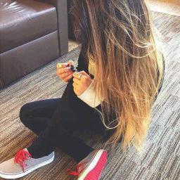 hello☺I'm malak☺ I'm from Libya♥i love chocolate and music and I love the band ♥one direction♥follow me and i follow you☺